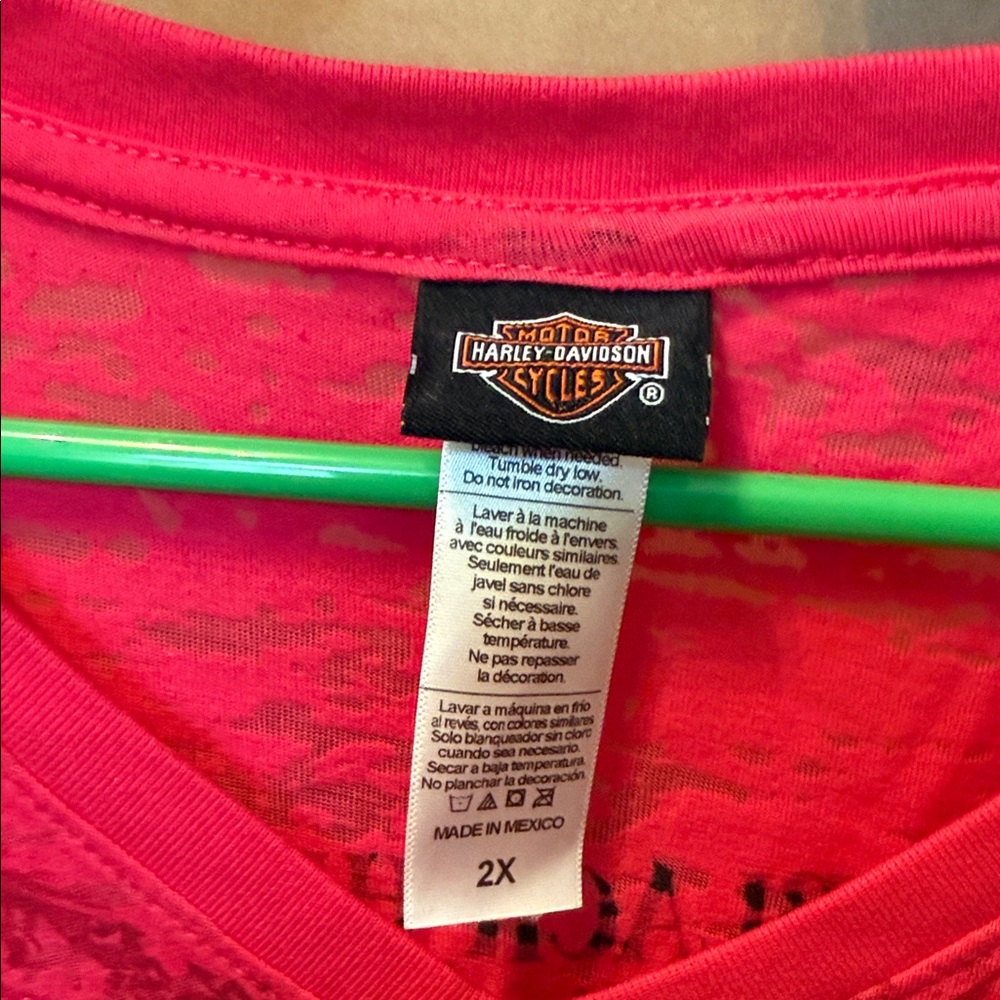 Harley-Davidson Women's Vivid Pink Winged Tee - Picture 3 of 8